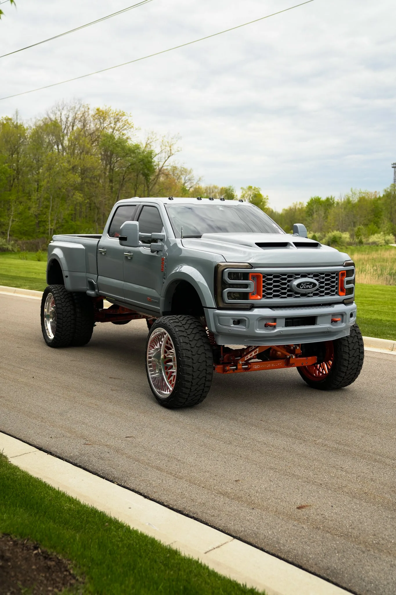 G-Lane's Anylevel Build, a 2024 Ford F-450 Lariat built by Boss Trucks Customs